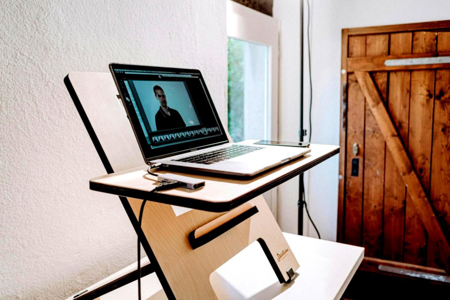 Session de planification financière avec documents et notes